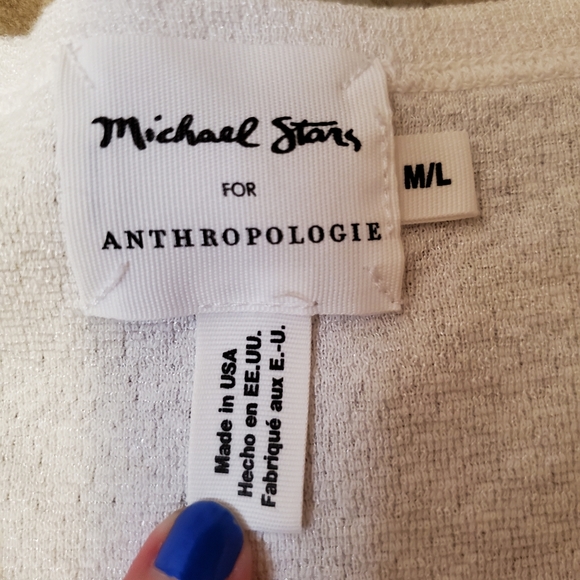 Michael Stars for Anthro EUC M/L stretchy fitted v-neck tee white - Picture 8 of 9